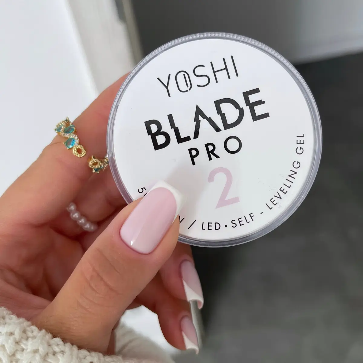 Yoshi Blade Pro